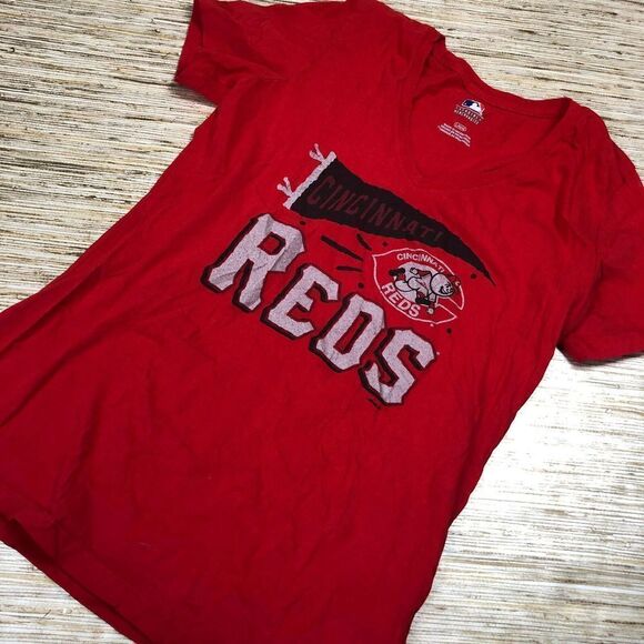 M-243 Genuine Merchandise womens Cincinnati Reds V-neck t-shirt RED sz L - Picture 1 of 2